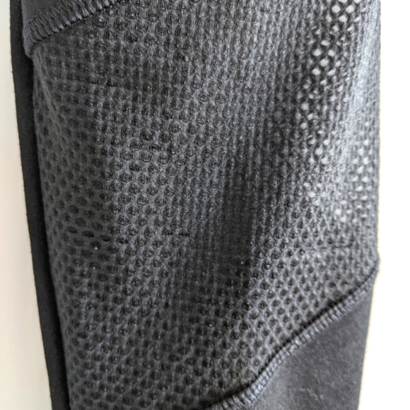 Pink Victoria's Secret ultimate leggings - Picture 11 of 12